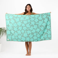 Beach Towel | Puakenikeni Buds